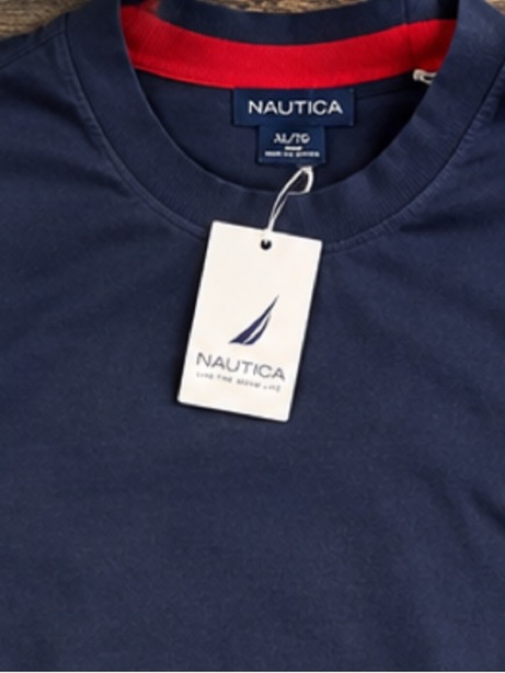 Nautica Long-Sleeve Crew Tee in Navy with Yellow Logo Sz XL men’s NWT